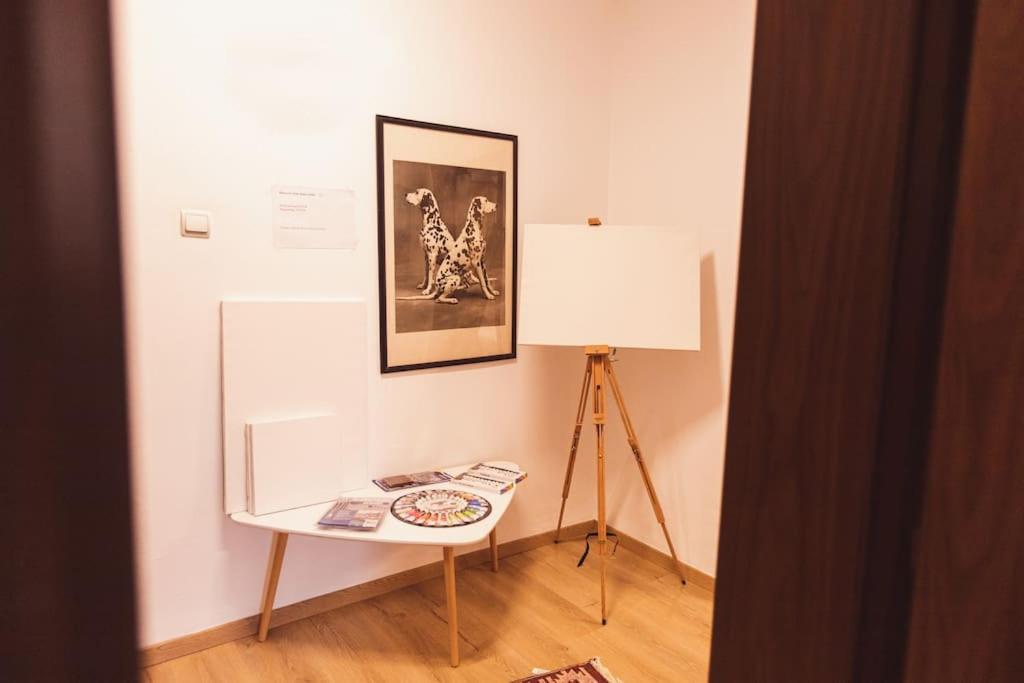 Art Studio Myslym Shyri 티라나 외부 사진