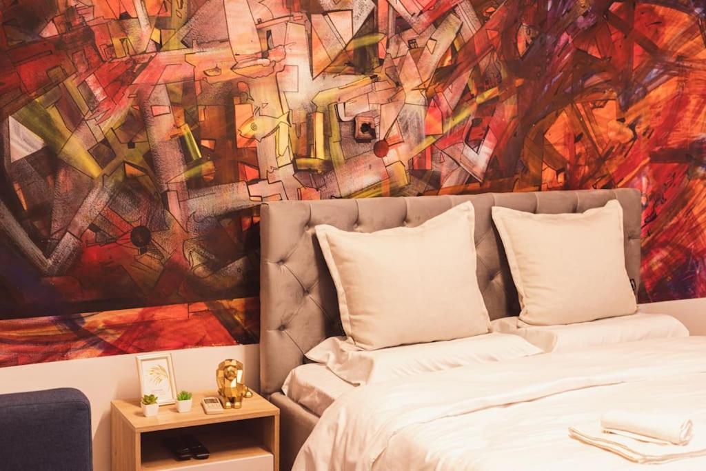 Art Studio Myslym Shyri 티라나 외부 사진